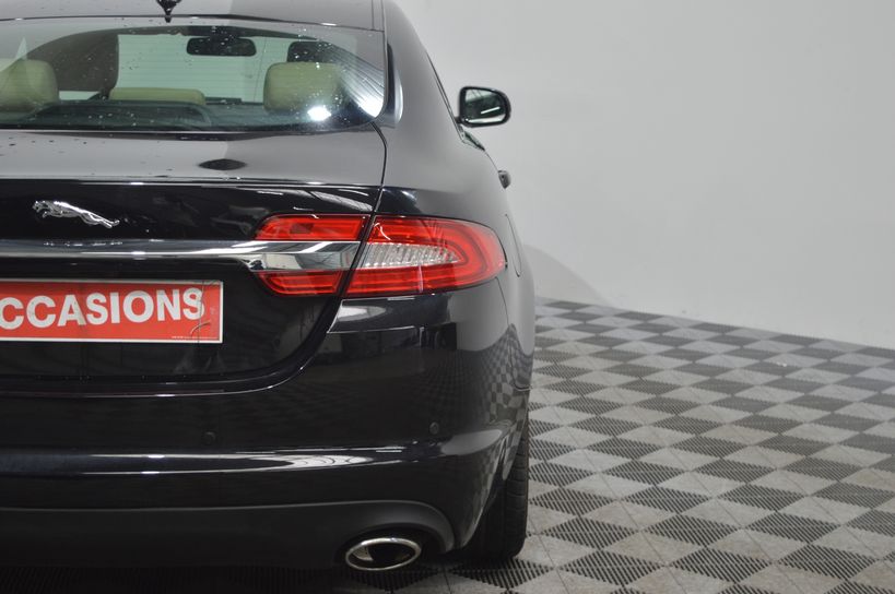 JAGUAR XF 2014 - Photo n°41