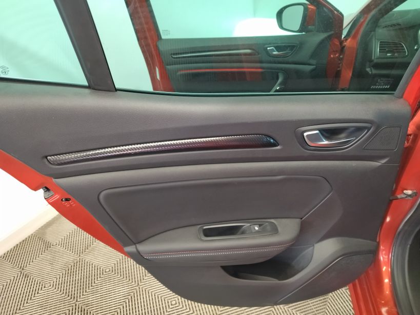 RENAULT MEGANE IV BERLINE 2021 - Photo n°17