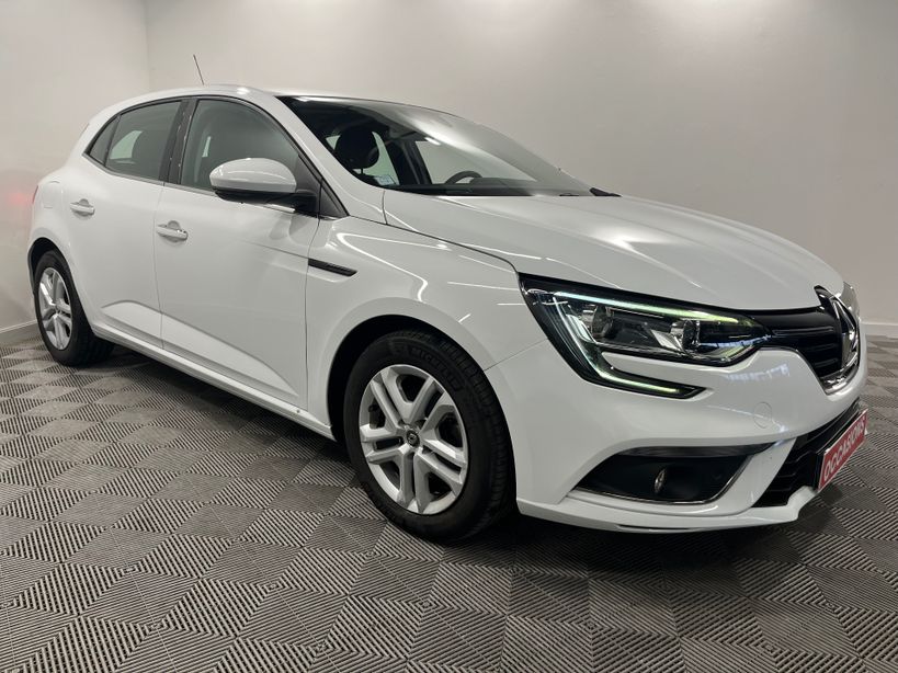 RENAULT MEGANE IV BERLINE BUSINESS 2020 - Photo n°3