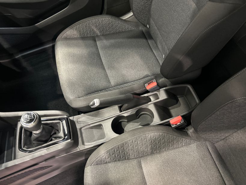 RENAULT CLIO V 2023 - Photo n°18