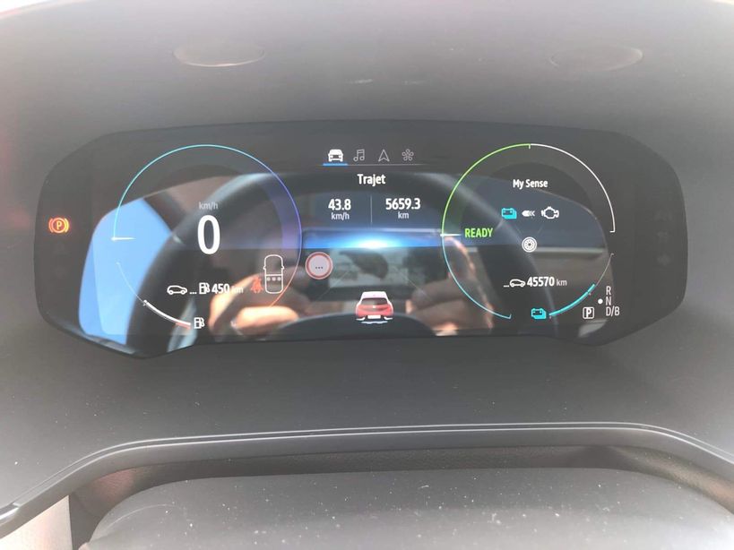 RENAULT CAPTUR 2023 - Photo n°13