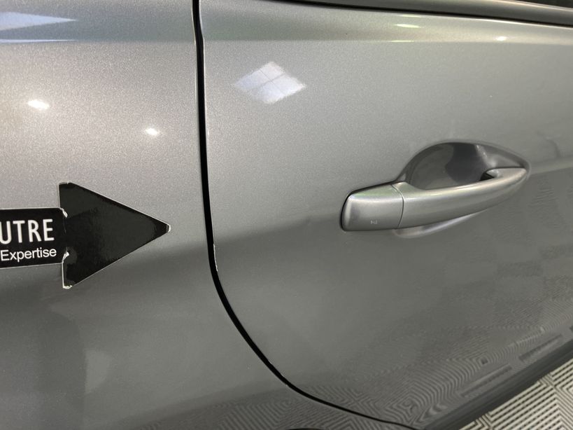PEUGEOT 2008 2018 - Photo n°6