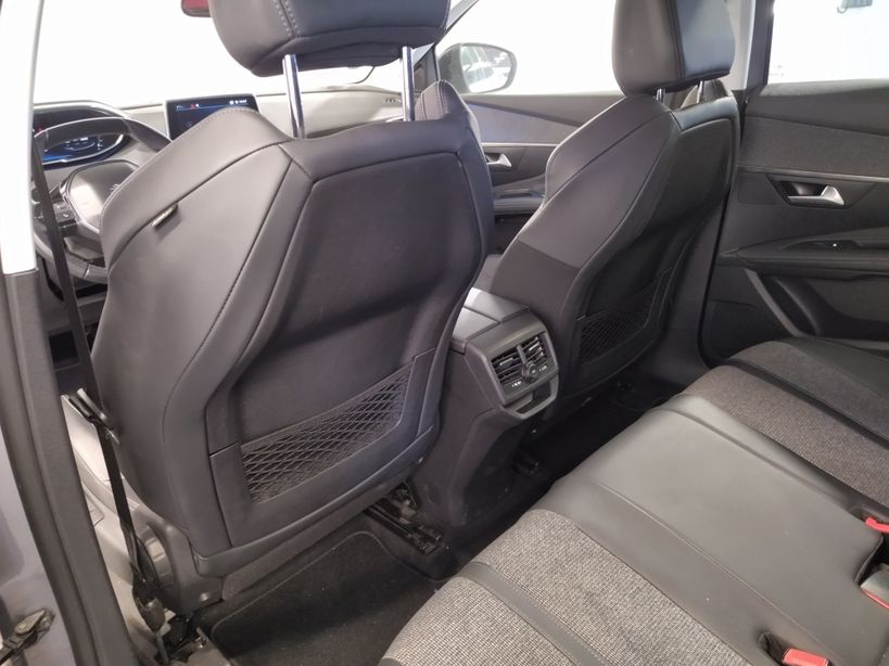 PEUGEOT 3008 2019 - Photo n°23