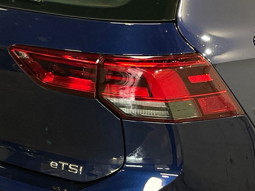 VOLKSWAGEN GOLF 2023 - Photo n°8