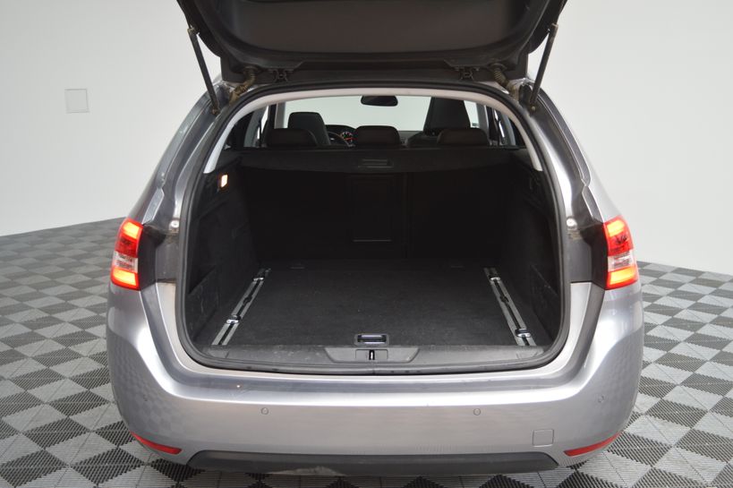 PEUGEOT 308 SW 2016 - Photo n°10