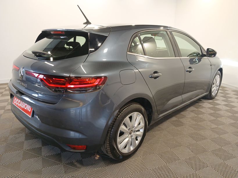 RENAULT MEGANE IV BERLINE 2021 - Photo n°5
