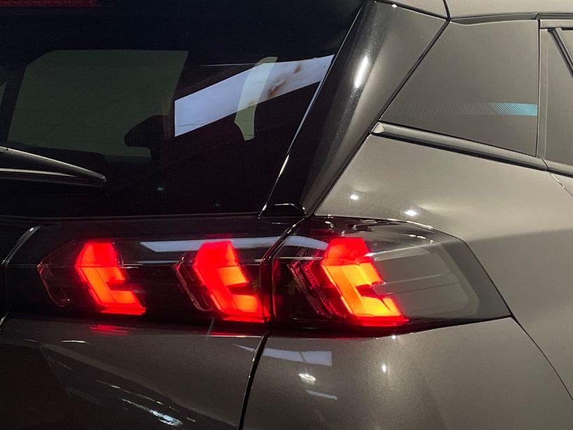 PEUGEOT 2008 2023 - Photo n°8