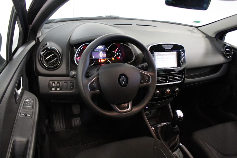 RENAULT CLIO IV 2019 - Photo n°10