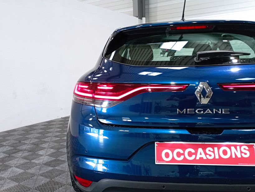 RENAULT MEGANE IV BERLINE 2020 - Photo n°10