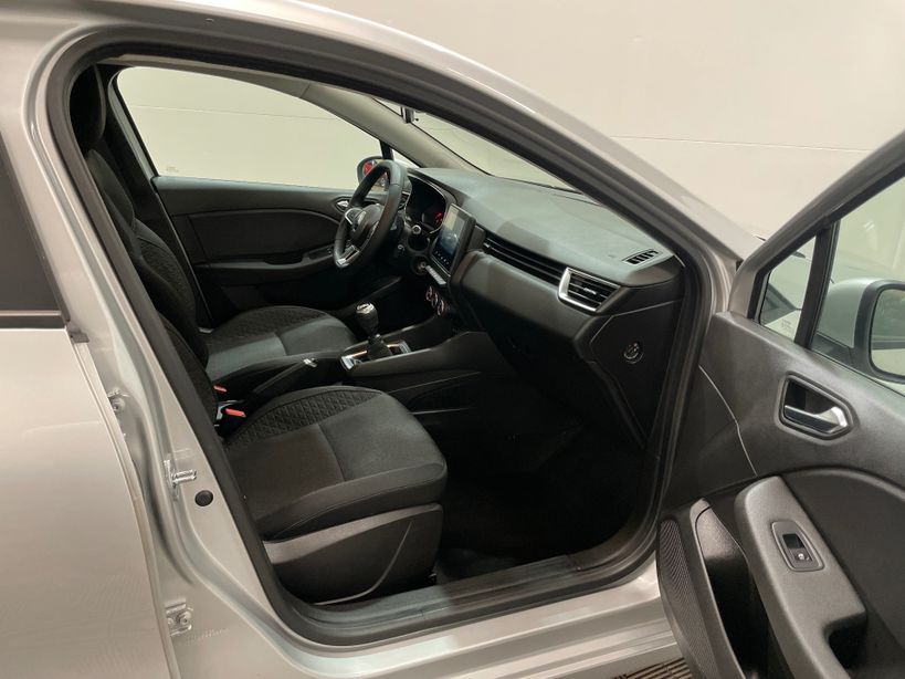 RENAULT CLIO V 2021 - Photo n°7