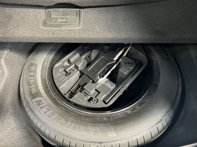 RENAULT MEGANE IV ESTATE 2022 - Photo n°52