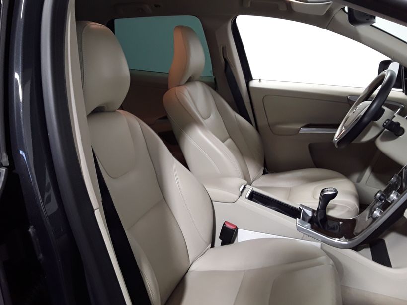 VOLVO XC60 BUSINESS 2017 - Photo n°8