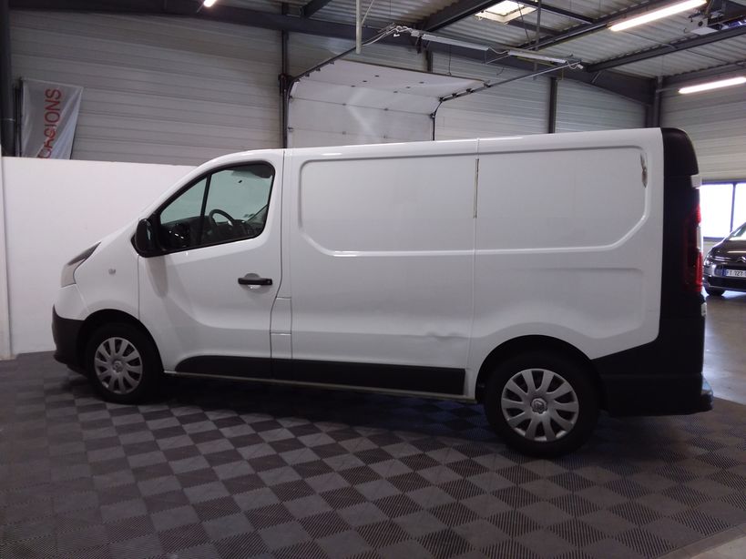 RENAULT TRAFIC FOURGON 2019 - Photo n°22