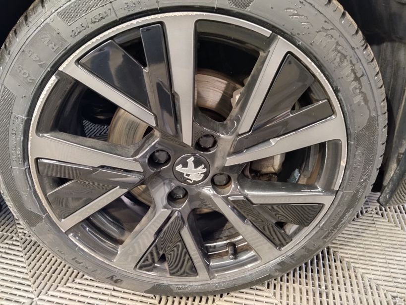 PEUGEOT 208 2023 - Photo n°8