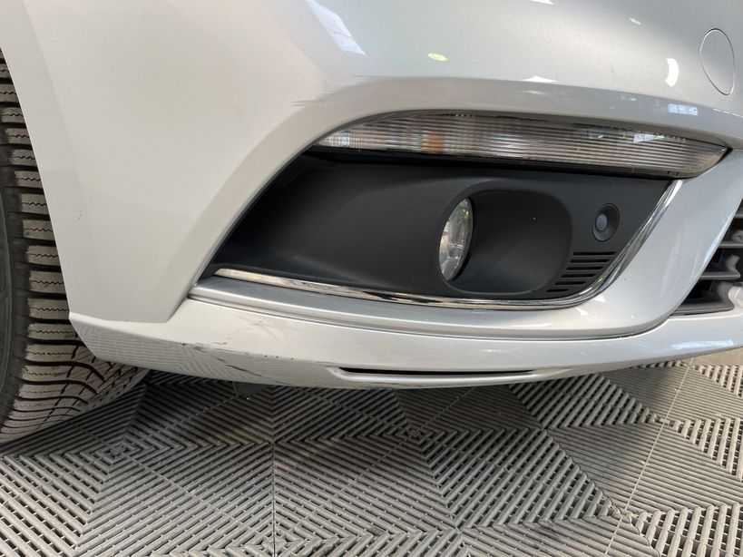 RENAULT MEGANE IV BERLINE BUSINESS 2021 - Photo n°14