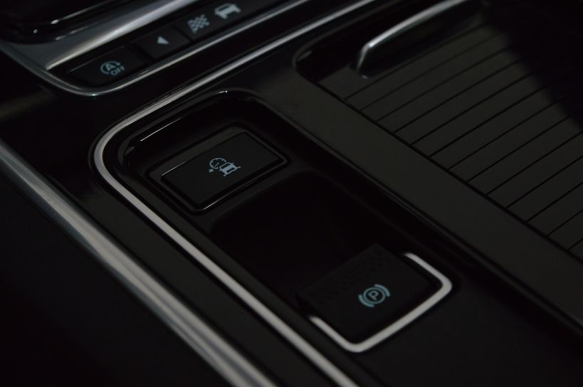 JAGUAR XE 2017 - Photo n°27