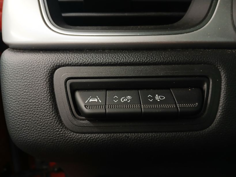 RENAULT CAPTUR 2022 - Photo n°17