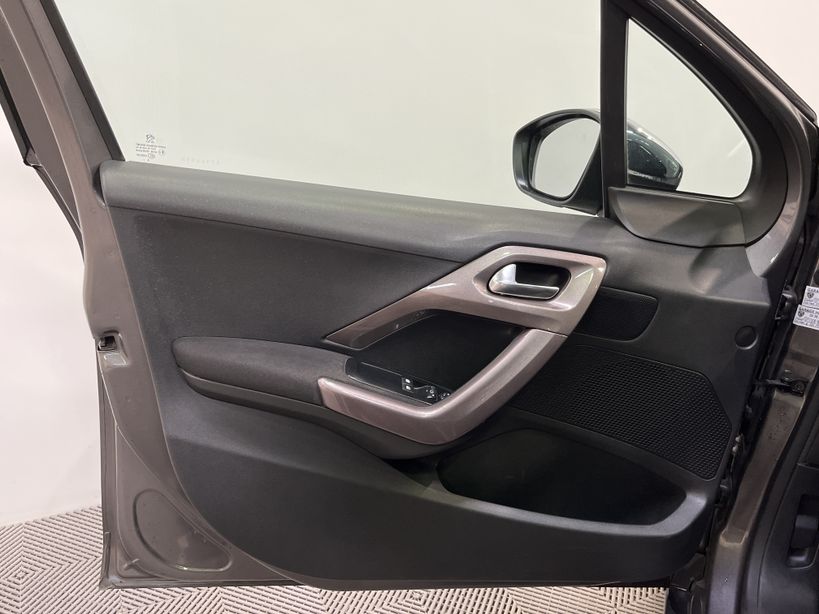 PEUGEOT 2008 2015 - Photo n°32