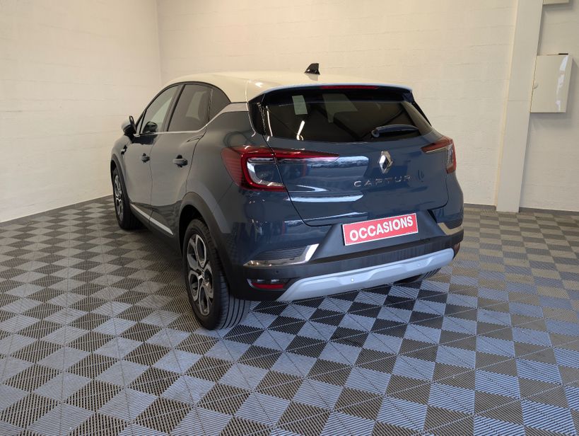 RENAULT CAPTUR 2023 - Photo n°9
