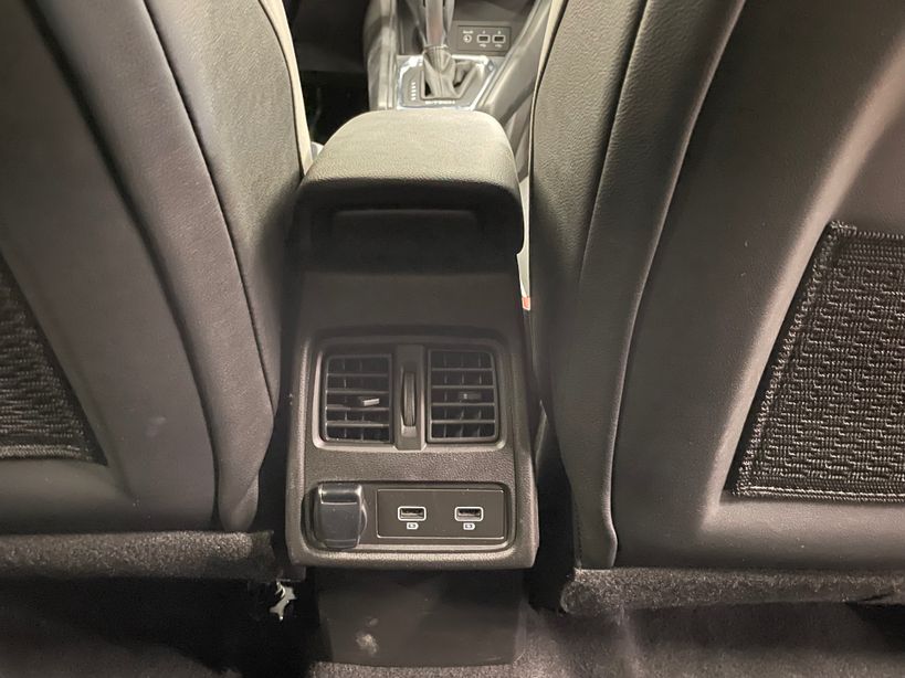 RENAULT CAPTUR 2022 - Photo n°34