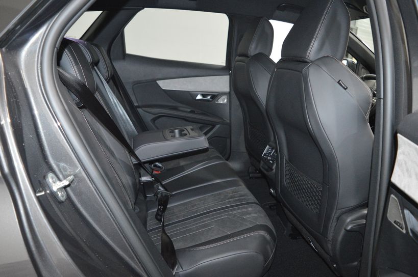 PEUGEOT 3008 2021 - Photo n°9