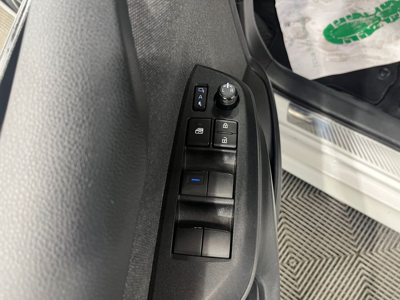 TOYOTA YARIS HYBRIDE MY20 2022 - Photo n°32