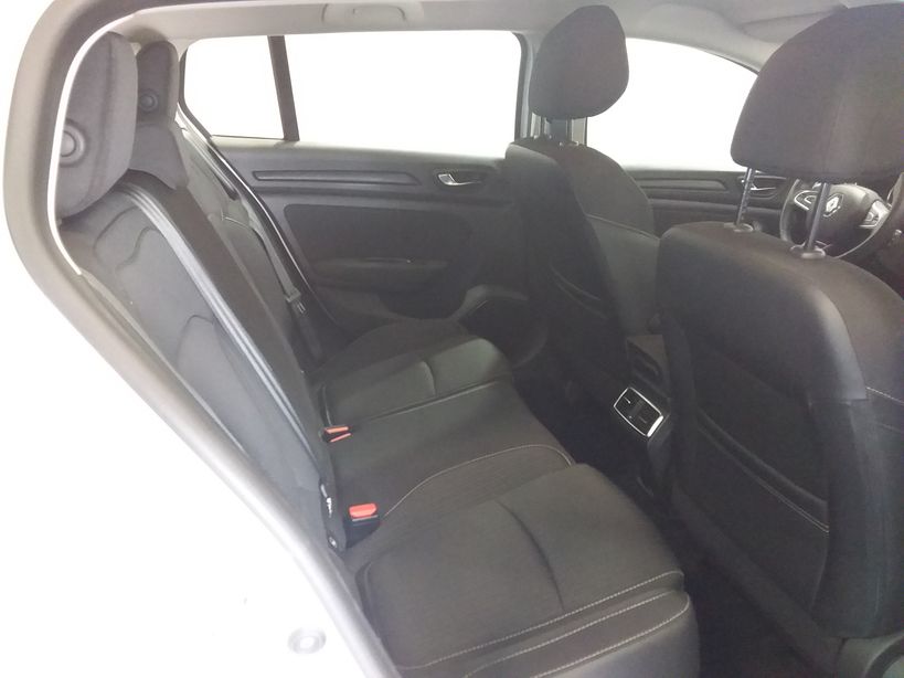 RENAULT MEGANE IV ESTATE BUSINESS 2019 - Photo n°9