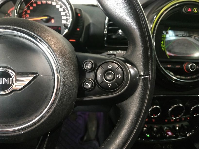MINI MINI CLUBMAN F54 2017 - Photo n°17