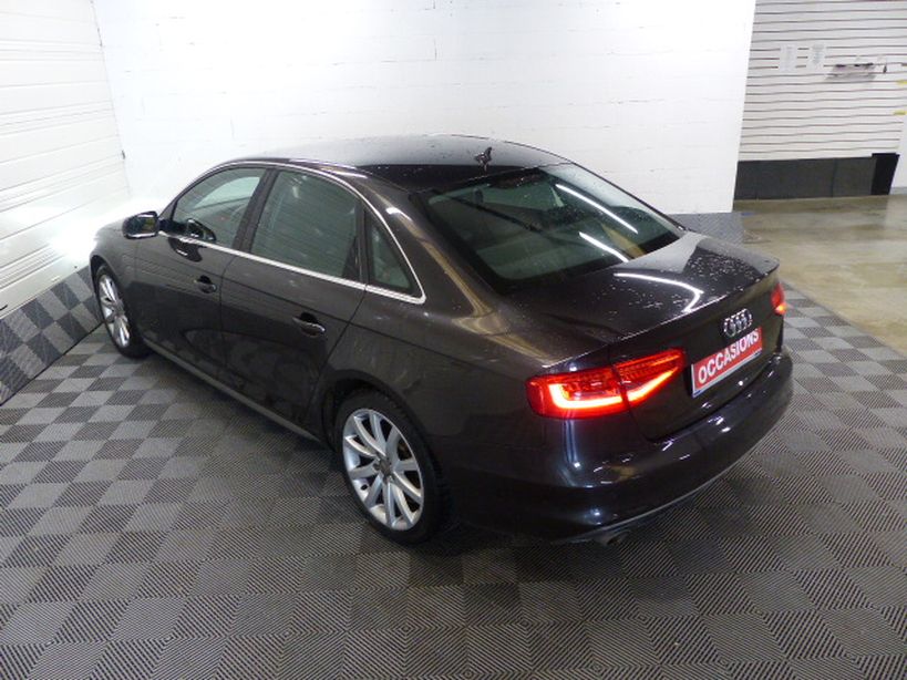 AUDI A4 2014 - Photo n°20