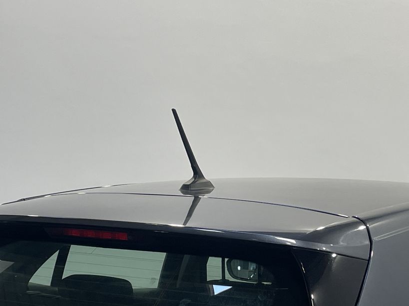 RENAULT MEGANE IV BERLINE 2021 - Photo n°27