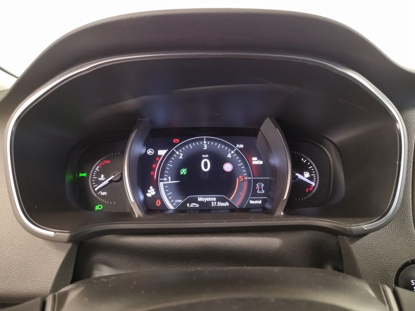 RENAULT MEGANE IV BERLINE 2020 - Photo n°29