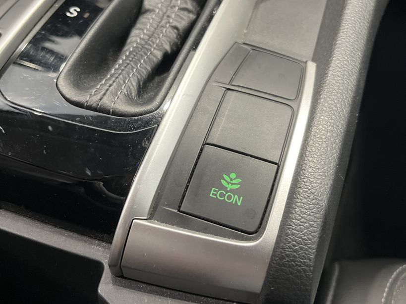 HONDA CIVIC 4 PORTES 2018 2019 - Photo n°19