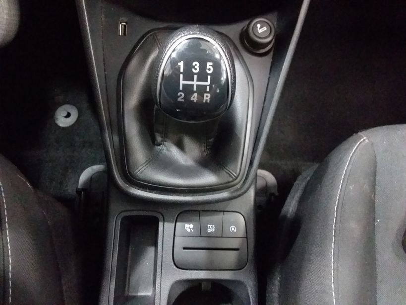 FORD FIESTA 2020 - Photo n°23