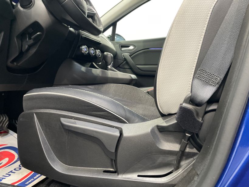 RENAULT CAPTUR 2022 - Photo n°37