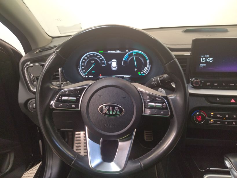 KIA XCEED HYBRIDE RECHARGEABLE 2021 - Photo n°15