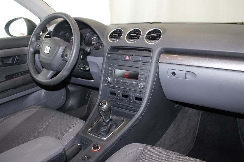 SEAT EXEO ST 2011 - Photo n°6