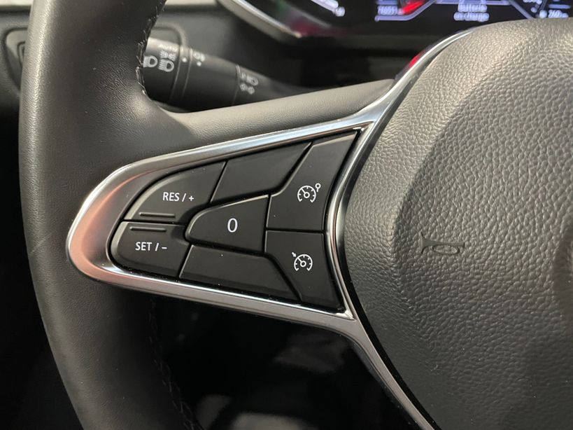 RENAULT CAPTUR 2021 - Photo n°32