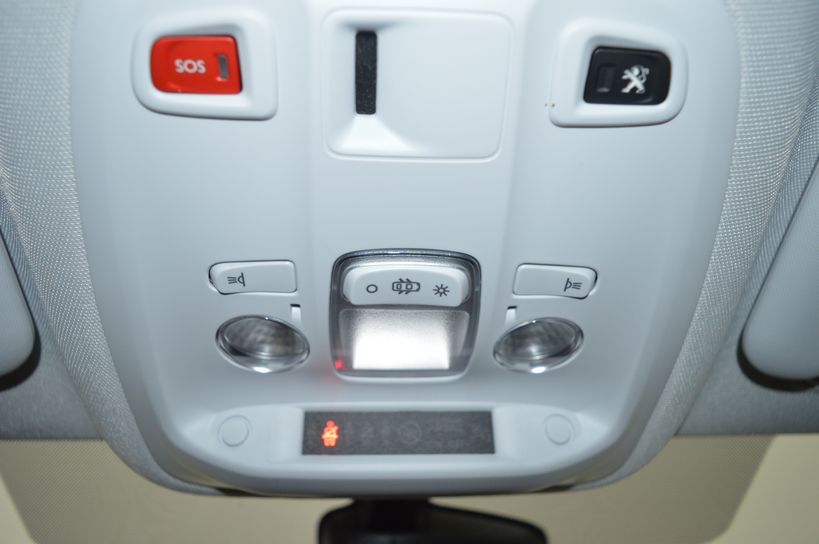 PEUGEOT 308 SW 2020 - Photo n°21