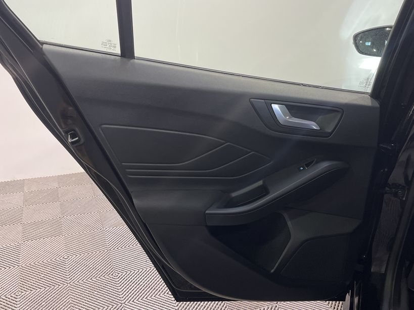 FORD FOCUS 2021 - Photo n°35