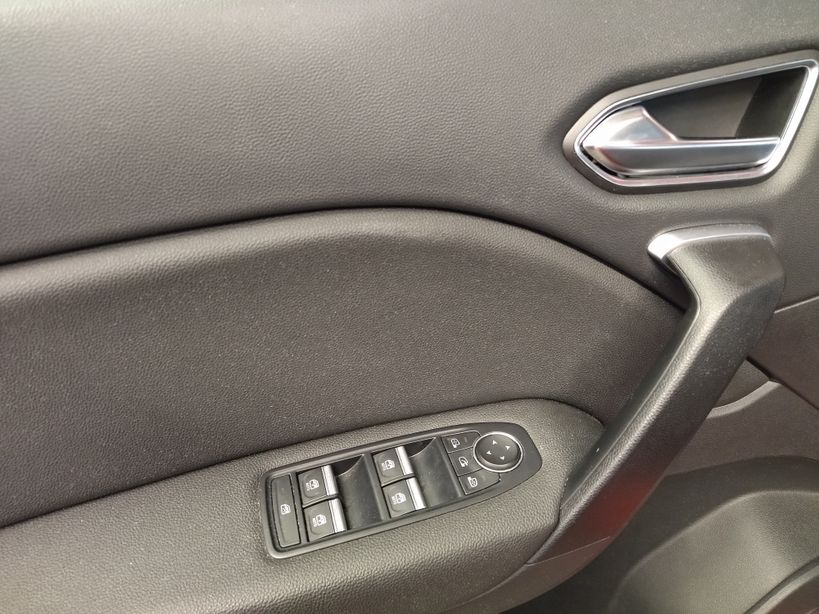 RENAULT CAPTUR 2020 - Photo n°25