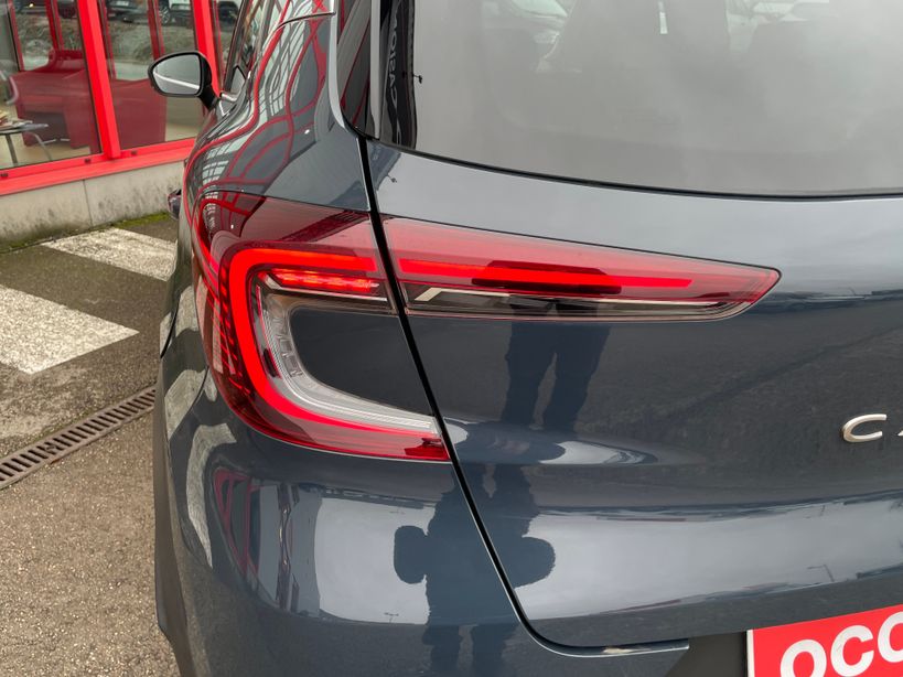 RENAULT CAPTUR 2021 - Photo n°8