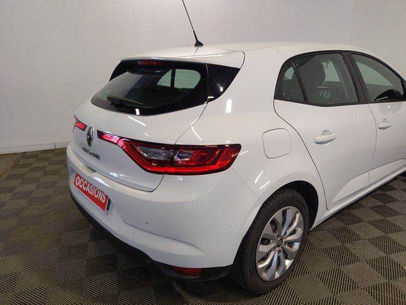 RENAULT MEGANE IV SOCIETE 2018 - Photo n°5