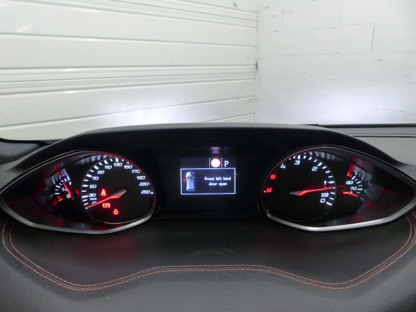 PEUGEOT 308 SW 2020 - Photo n°20