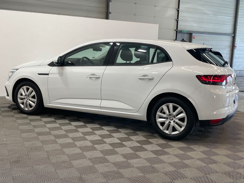 RENAULT MEGANE IV BERLINE 2022 - Photo n°27