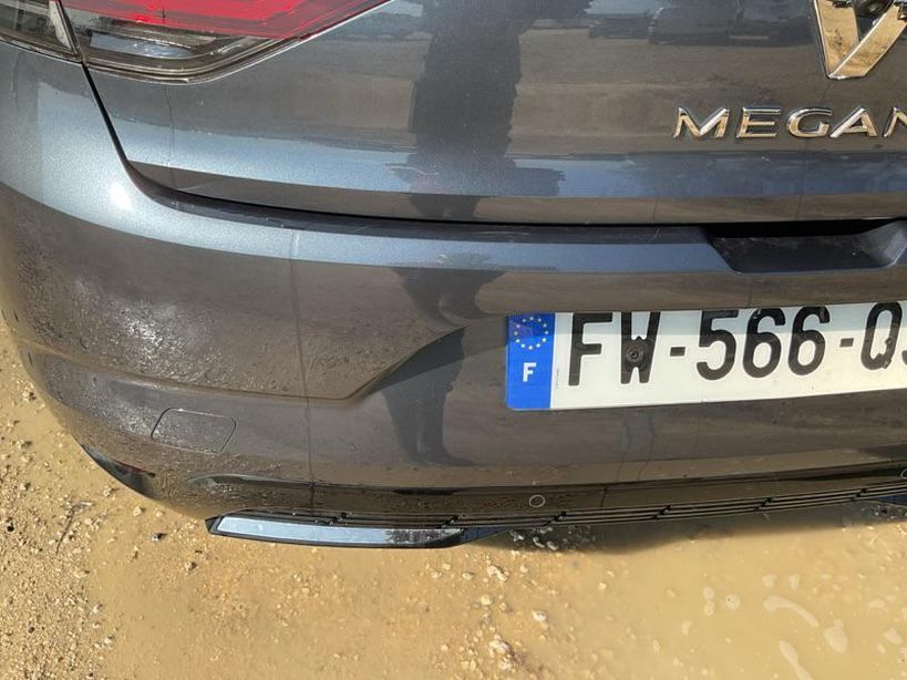 RENAULT MEGANE IV BERLINE 2021 - Photo n°10