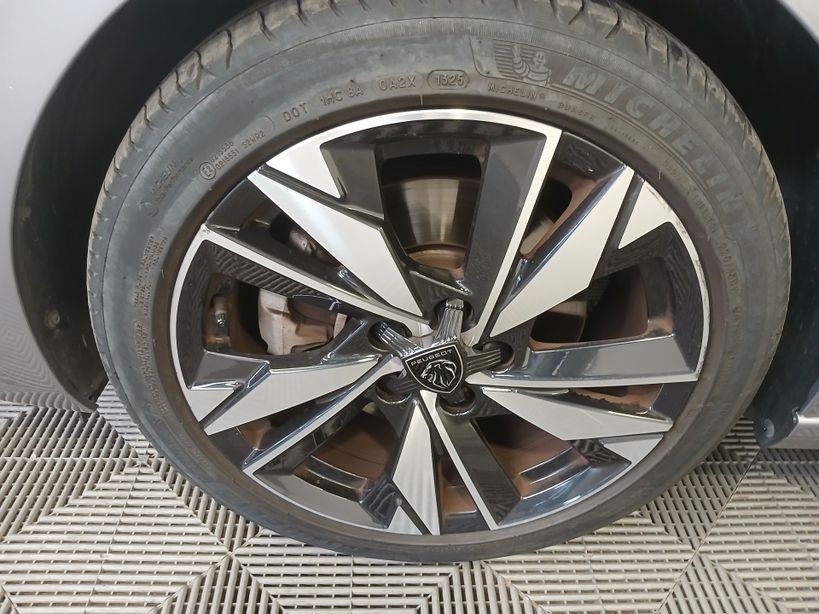 PEUGEOT 308 2022 - Photo n°6