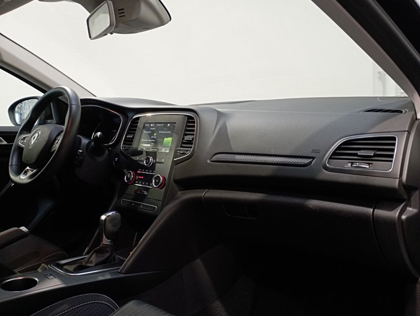 RENAULT MEGANE IV BERLINE BUSINESS 2019 - Photo n°11