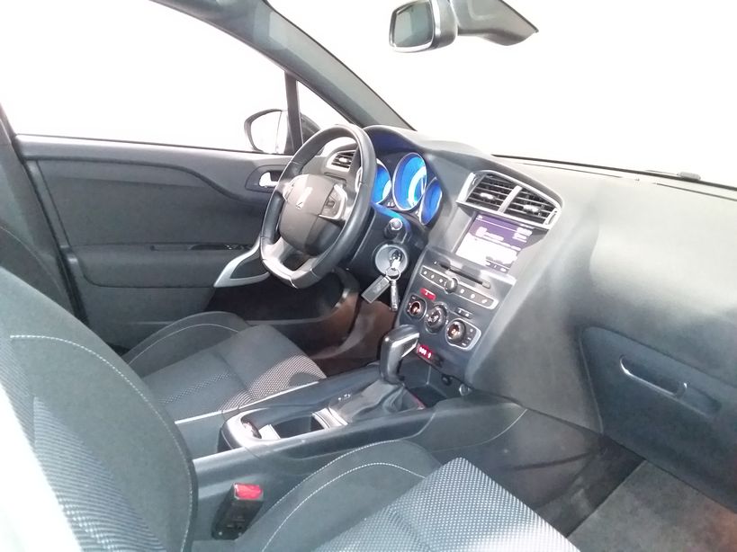 DS DS4 CROSSBACK 2017 - Photo n°5
