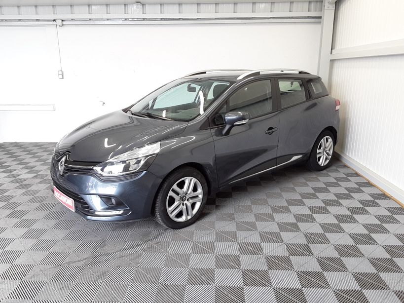 RENAULT CLIO IV ESTATE 2017 - Photo n°1