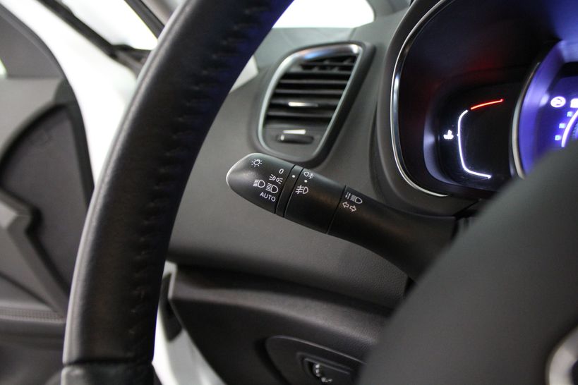 RENAULT SCENIC IV 2018 - Photo n°26